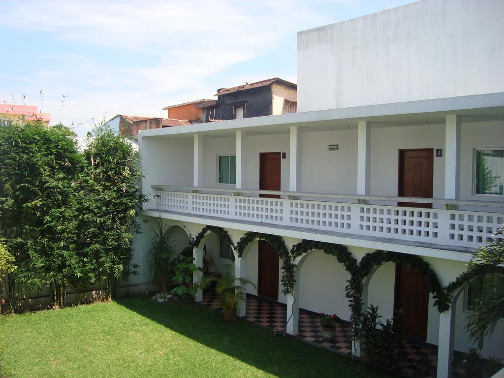 ホテル Nah Sam Chak La Casa Rosada タパチュラ エクステリア 写真